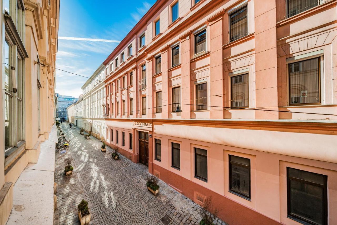 Easy Flat Stuckgasse Apartment เวียนนา ภายนอก รูปภาพ